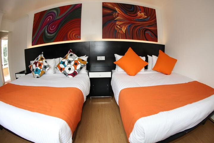 Room 8 of 44