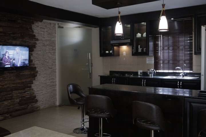 Room 14 of 34