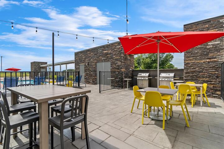 Terrace/Patio 32 of 34