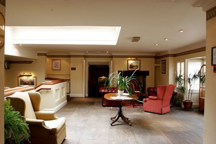 Lobby Entry