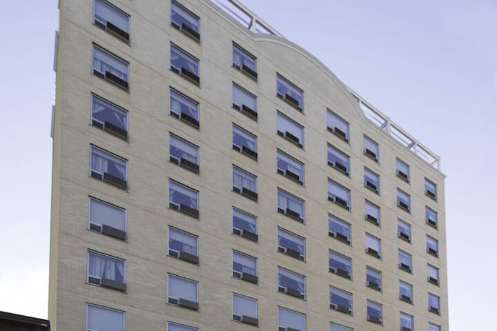 Hotel 84 of 89