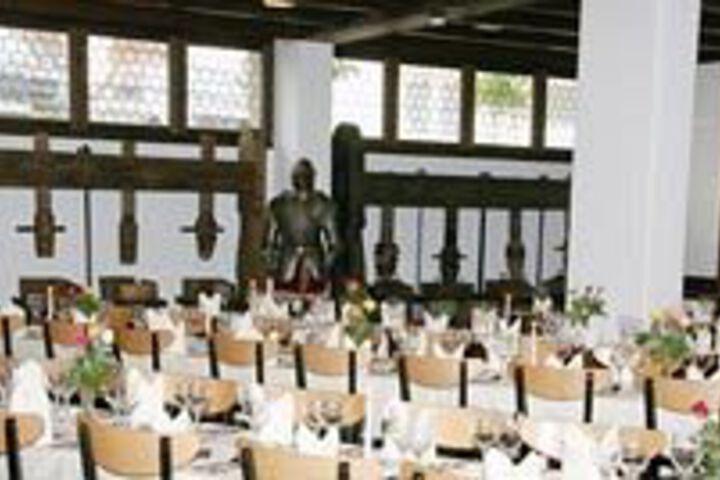 Ballroom/Hall 2 of 14