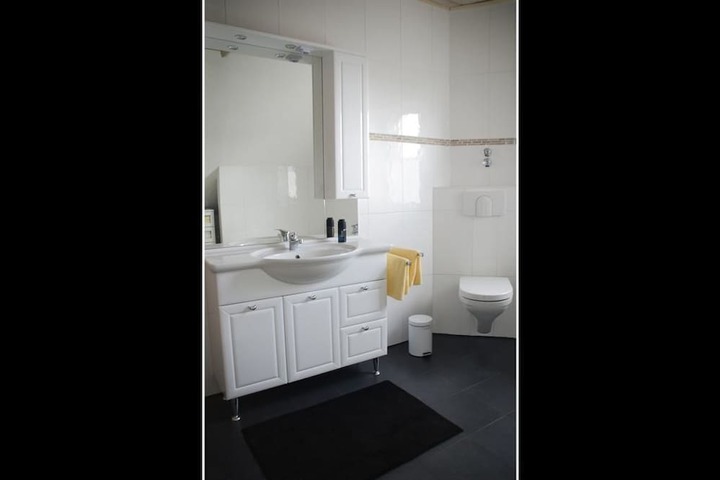 Room 18 of 20
