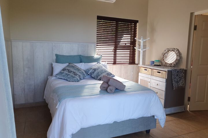 Room 4 of 15