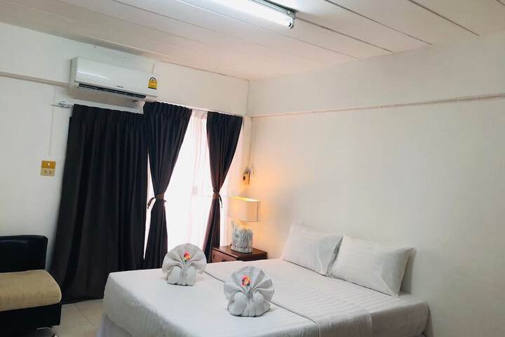 Room 21 of 29