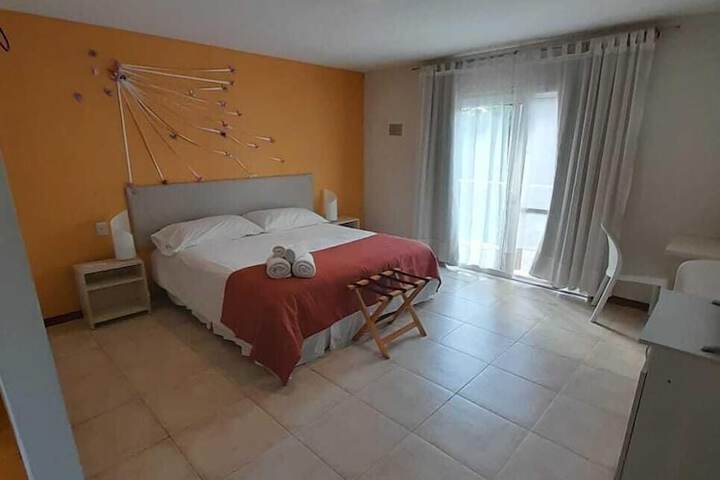 Room 6 of 30