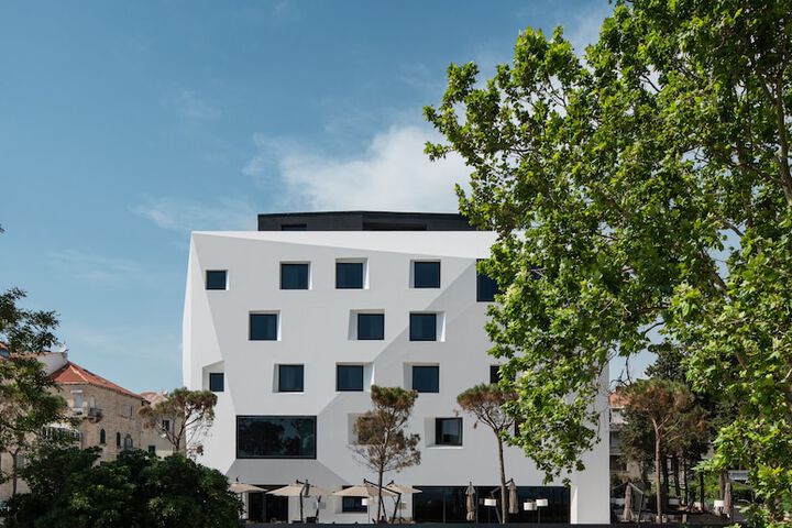 Hotel 57 of 64
