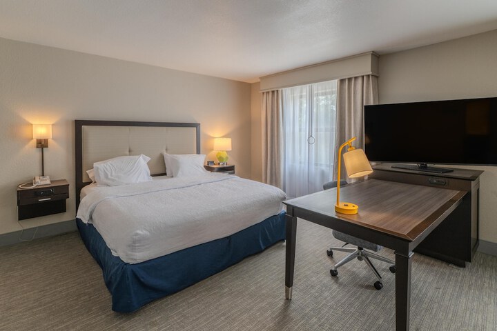 Room 14 of 60