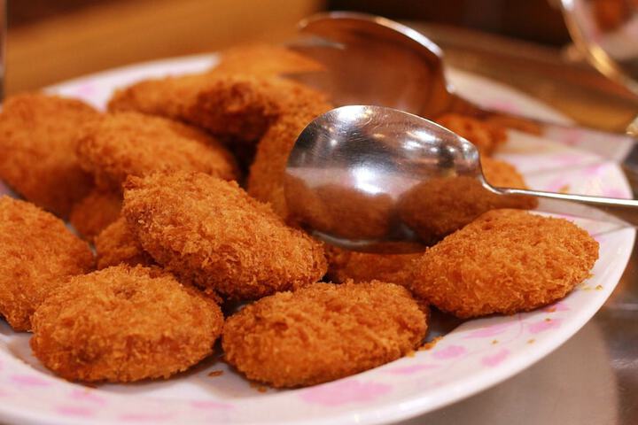 Dining 49 of 65