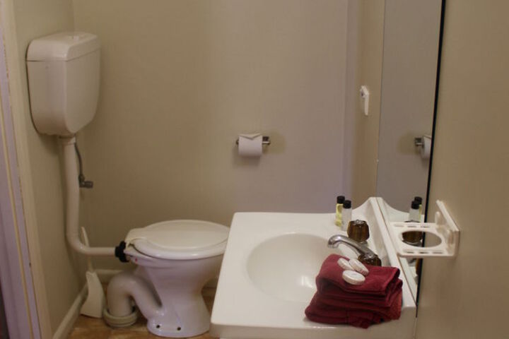 Room 14 of 24