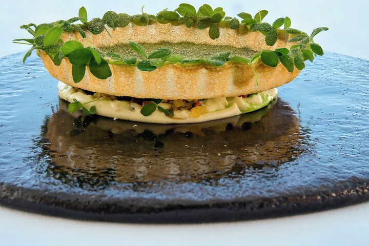 Dining 60 of 68