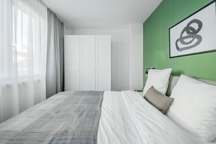 Room 60 of 74