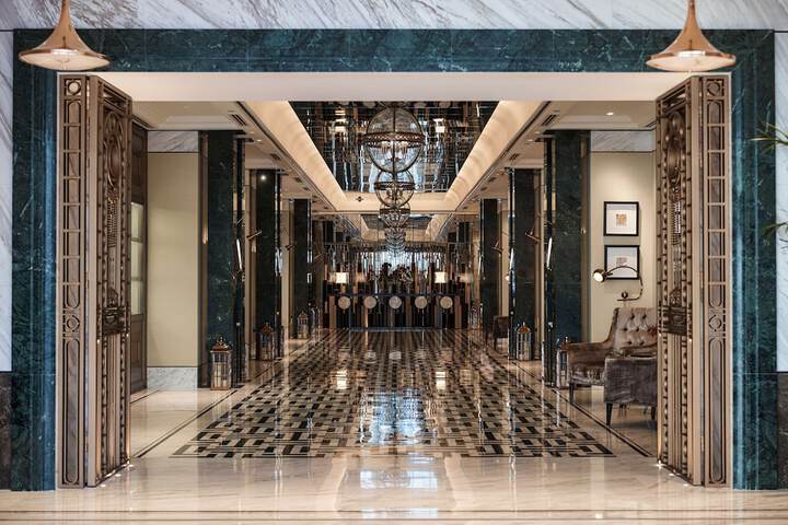 Hotel 1 of 172