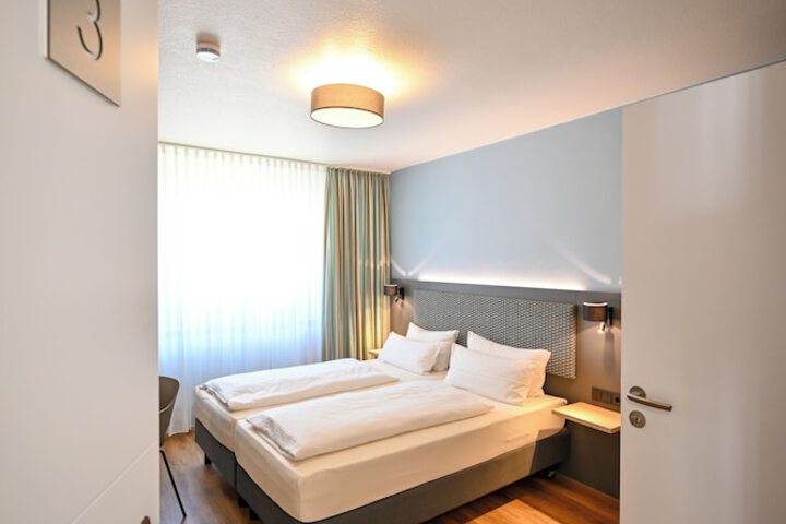 Room 21 of 51