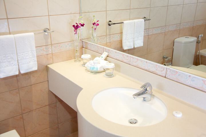 Clean Restrooms