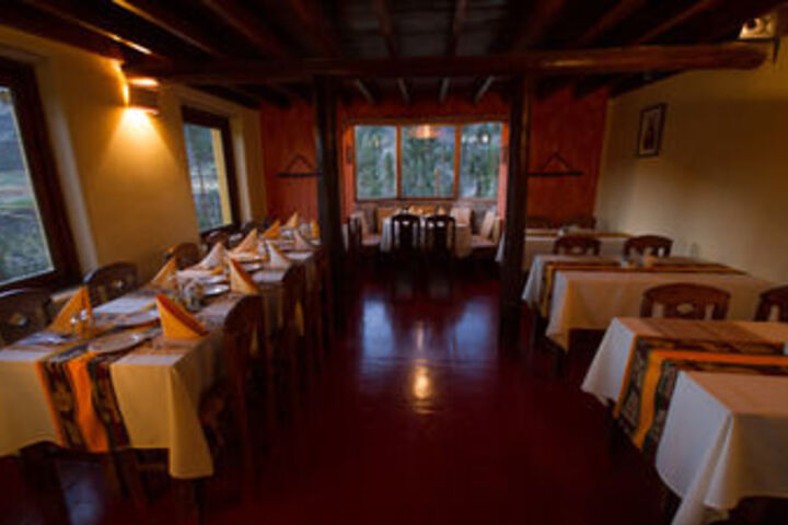 Dining 6 of 29