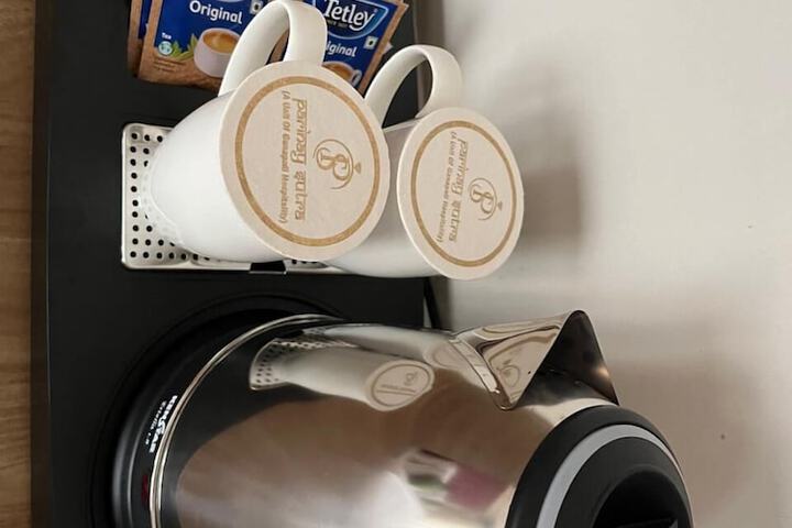Breakfast/Coffee Service 6 of 7