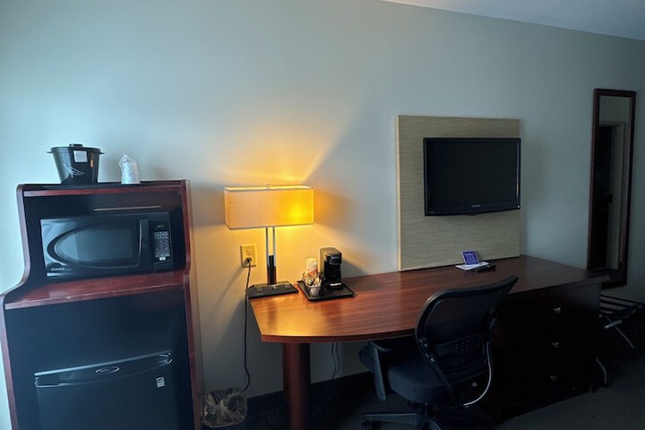 Room 16 of 41