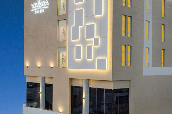 Exterior of Vivera Grande