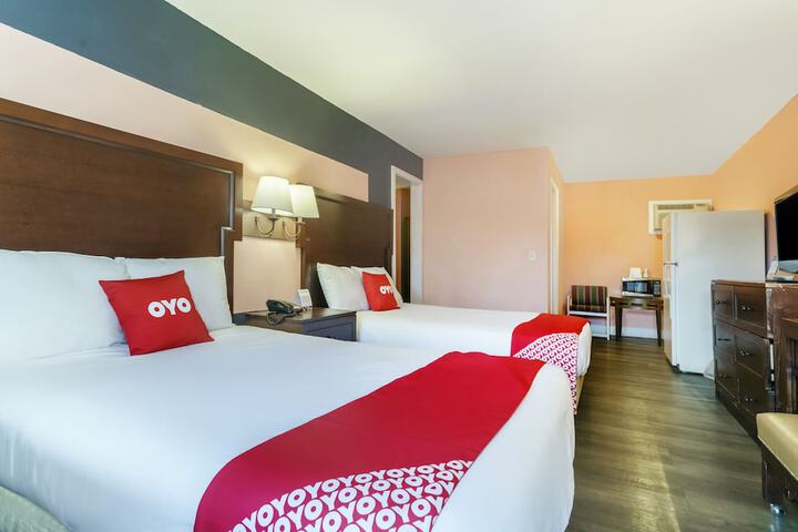 1 Double Bed (2 of 14)