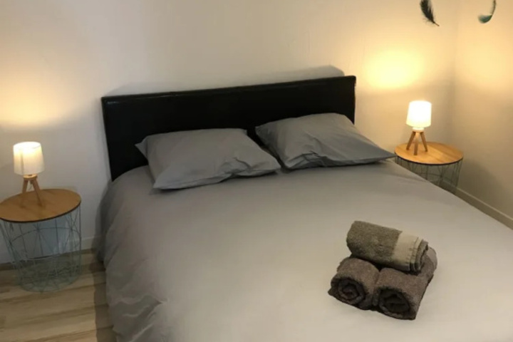 Room 6 of 26