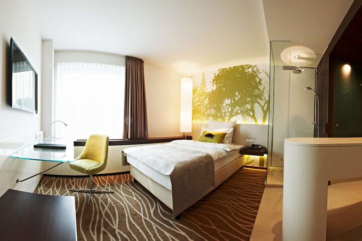 Room 12 of 71
