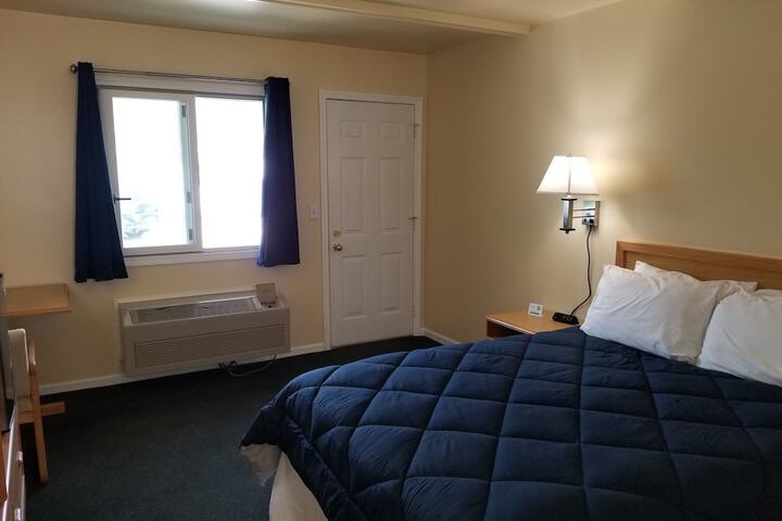 Room 15 of 52