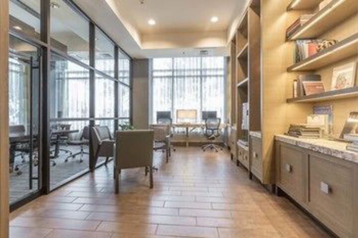 Business Center 4 of 53