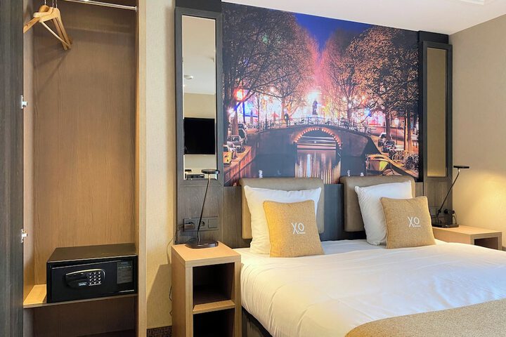 Room 25 of 54