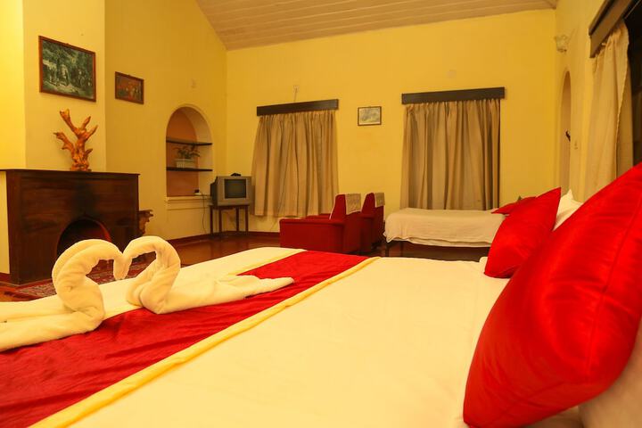 Room 8 of 53