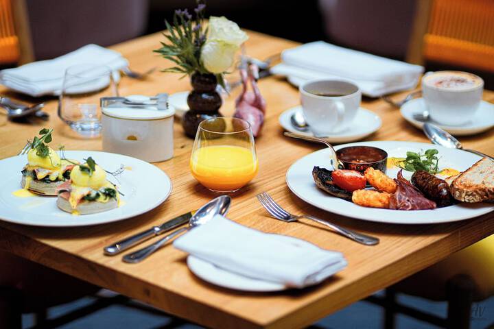 Breakfast/Coffee Service 53 of 72