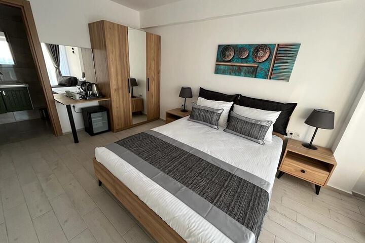Room 7 of 44