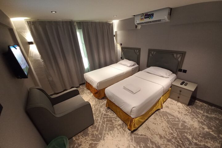 Room 37 of 50