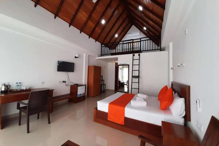 Room 8 of 64