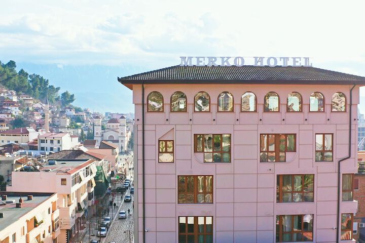 Hotel 82 of 91
