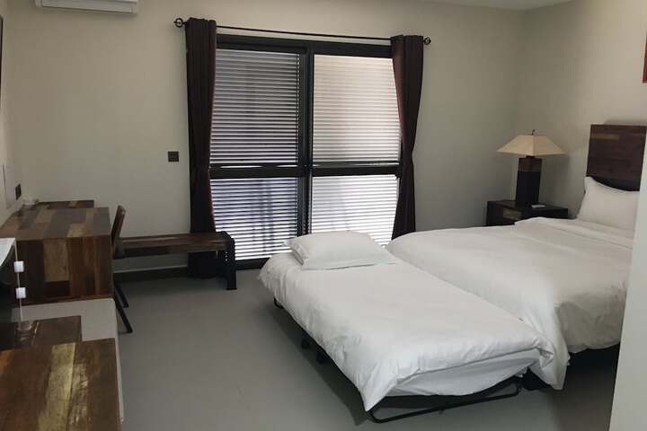 Room 5 of 39