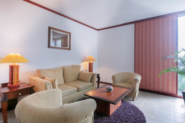 Room 7 of 19