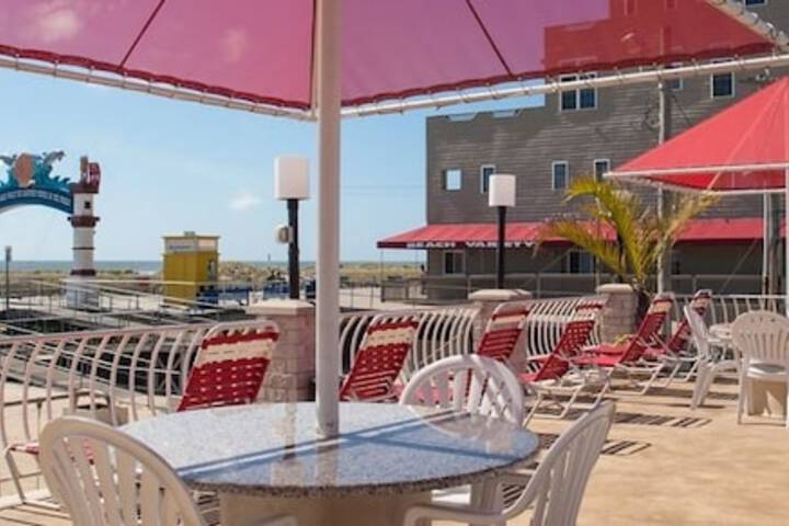 Terrace/Patio 144 of 168