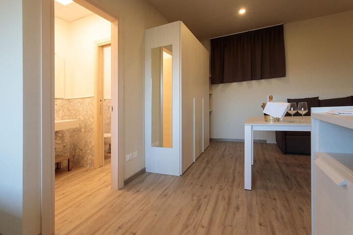 Room 7 of 13