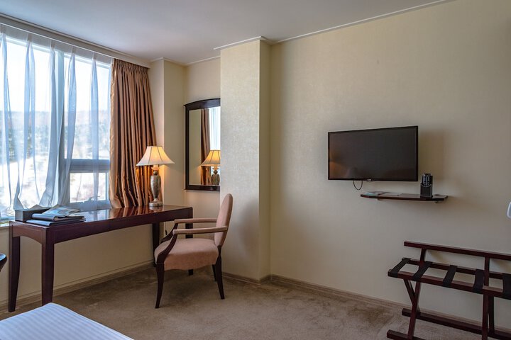 Room 9 of 61
