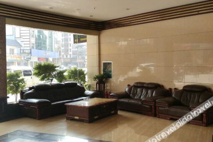 Hotel Interior 8 of 24