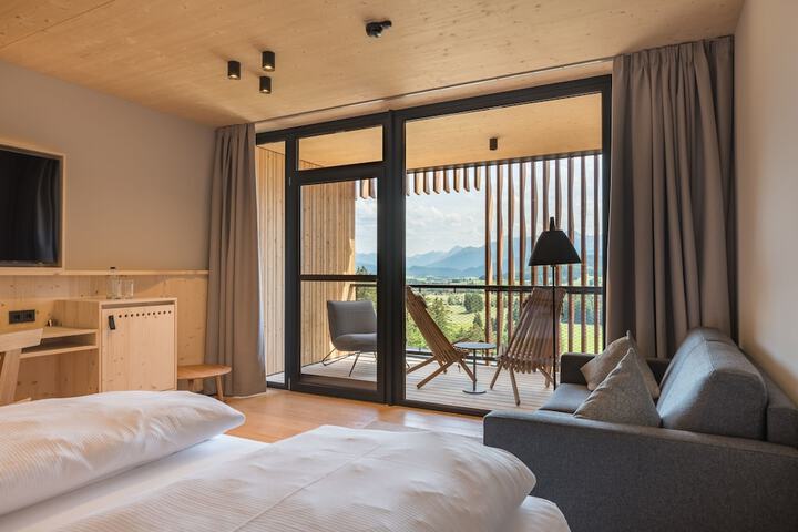 Room 15 of 75