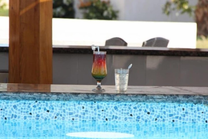 Pool 12 of 31
