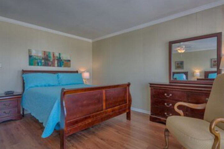 Room 41 of 47