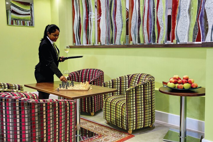 Entrance & Lobby