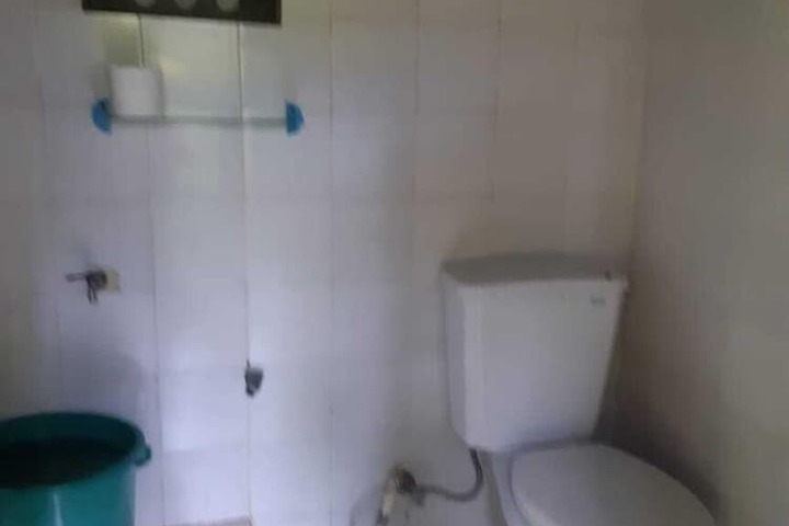 Room 10 of 29