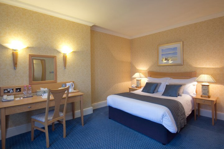 Room 10 of 110