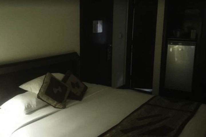 Room 7 of 22