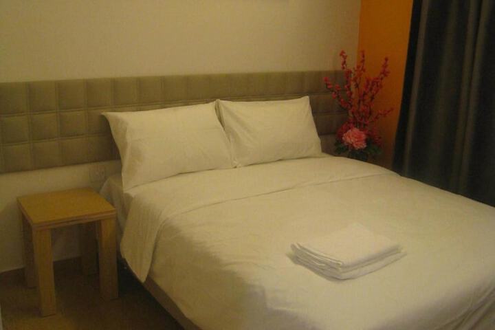 Room 15 of 24