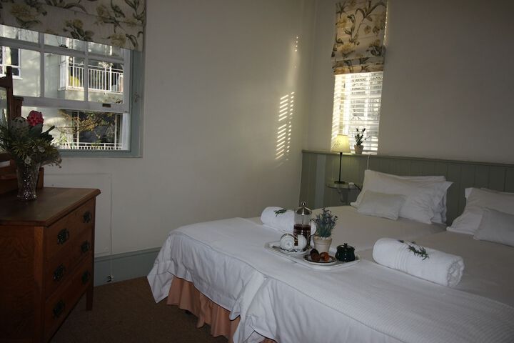Room 5 of 95